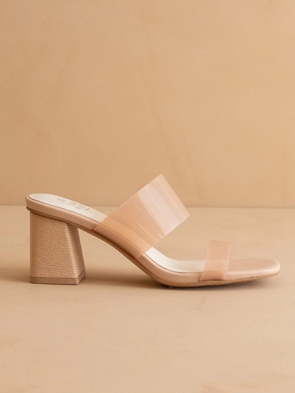 Oasis Society The Bagan Transparent Heel Sandal in Apricot NEW